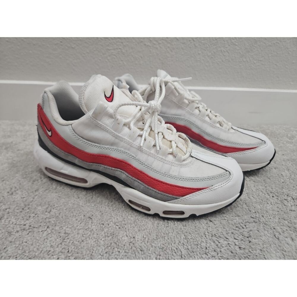 Nike Air Max 95 Essential White Varsity Red Black Gray Mens Size 10 DQ3430-001